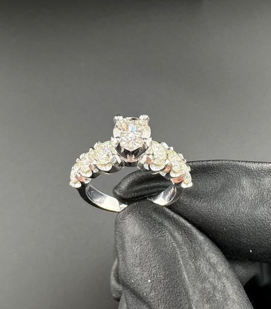7 Stone Diamond Ring