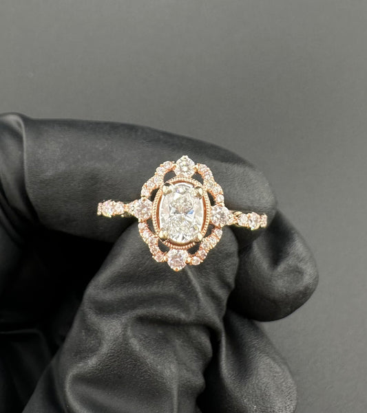 Oval Shaped In Rose Gold Diamond Ring